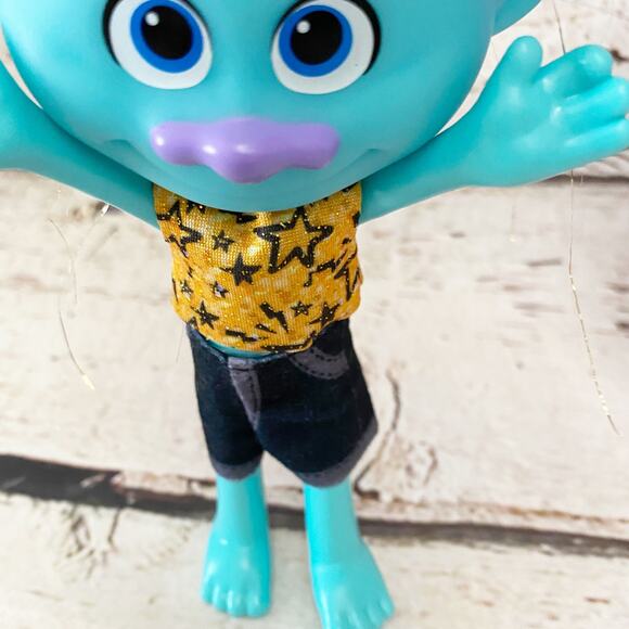 TROLLS WORLD Tour Fashion Remix Figure Dolls - Picture 8 of 13